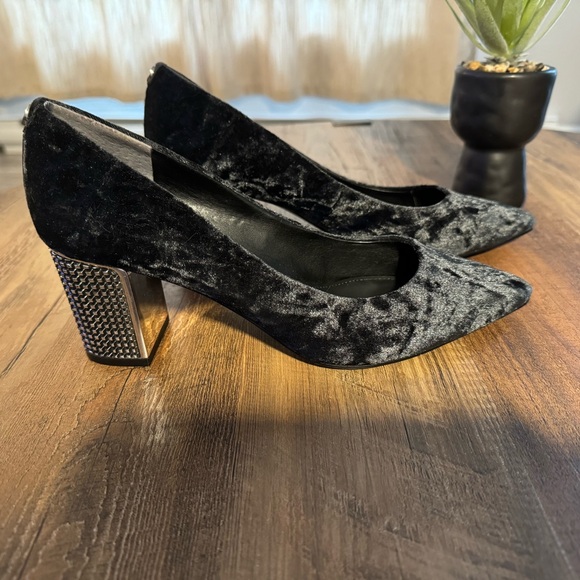 🚨Magnifiques souliers GUESS - 8 - Picture 1 of 5